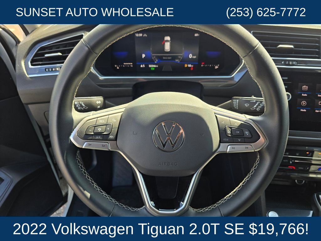 Used 2022 Volkswagen Tiguan SE AWD/4WD image 33