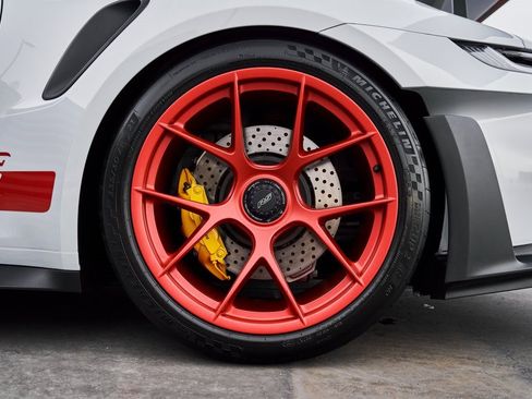 Used 2025 Porsche 911 GT3 RS w/ Weissach Package image 27