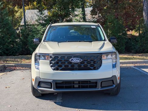 New 2025 Ford Maverick XLT w/ XLT Luxury Package image 7