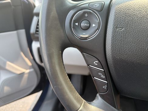 Used 2015 Honda Accord EX-L image 21