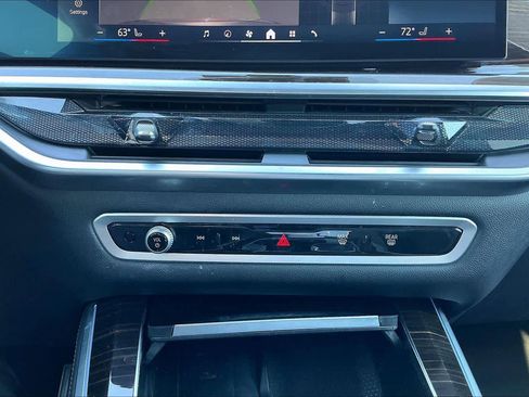 Used 2025 BMW X5 xDrive50e w/ Premium Package image 37