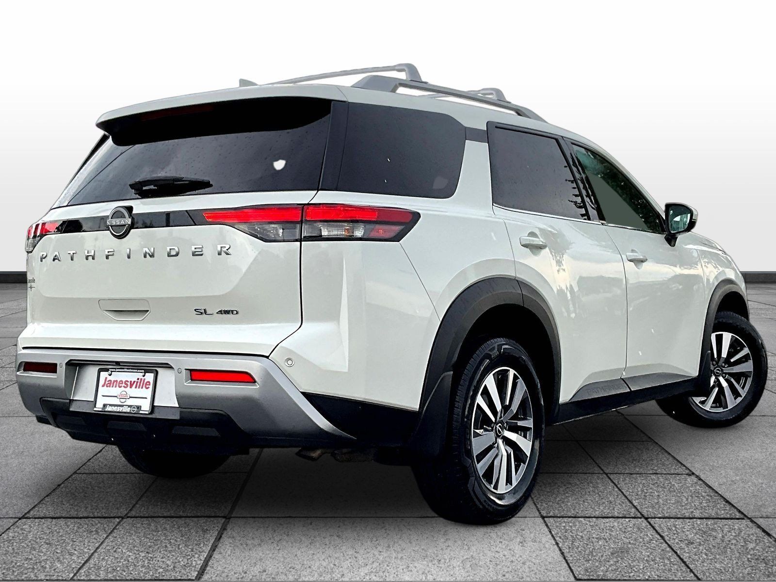 Certified 2023 Nissan Pathfinder SL AWD/4WD image 7