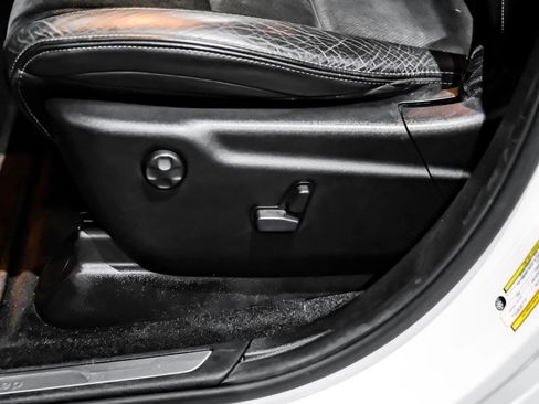 Used 2013 Jeep Grand Cherokee SRT8 image 26