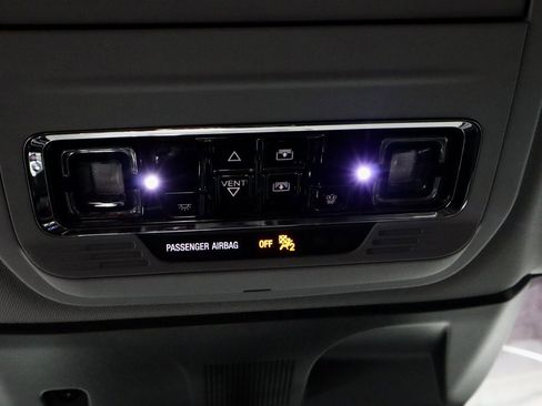 Used 2022 Lincoln Corsair AWD w/ Premium Package image 27