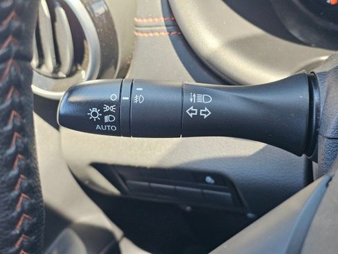 Used 2023 Nissan Kicks SR w/ SR Premium Package FWD image 37