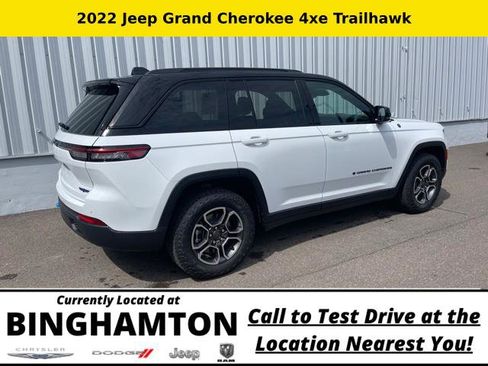 Used 2022 Jeep Grand Cherokee Trailhawk image 6