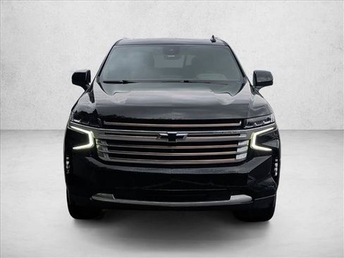 Used 2023 Chevrolet Tahoe High Country AWD/4WD image 2