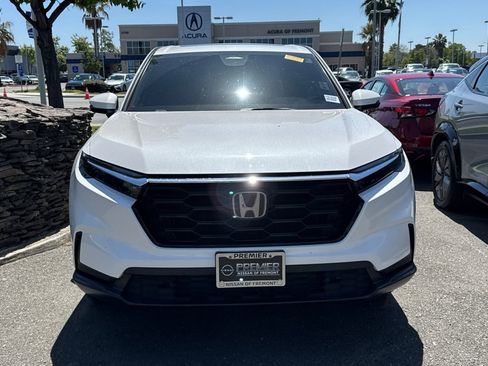 Used 2024 Honda CR-V EX image 3