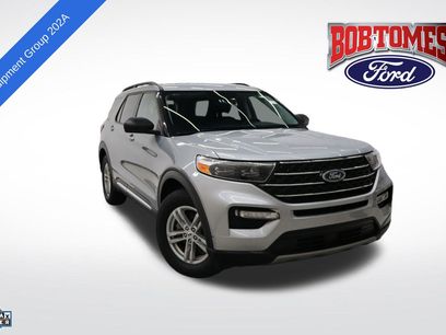 Certified 2024 Ford Explorer XLT w/ Equipment Group 202A