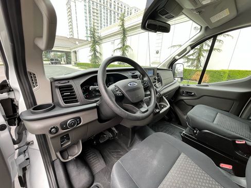 Used 2024 Ford Transit 250 Low Roof w/ Exterior Upgrade Package RWD image 16