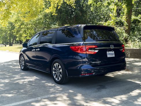 Used 2024 Honda Odyssey EX-L image 7