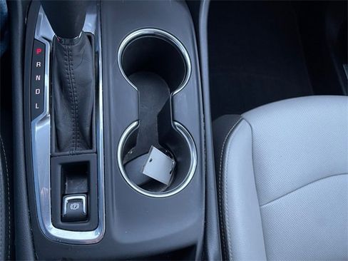 Used 2020 Chevrolet Equinox Premier image 20