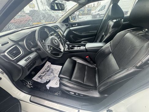 Used 2017 Nissan Maxima 3.5 SV FWD image 9
