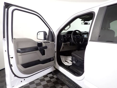 Used 2020 Ford F150 XL w/ Equipment Group 101A Mid AWD/4WD image 18