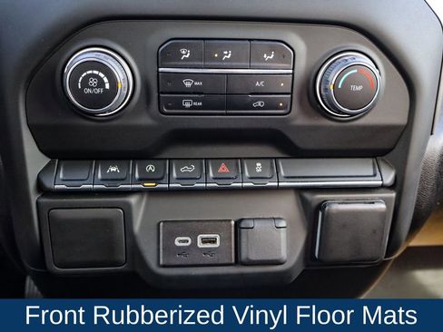 Used 2024 Chevrolet Silverado 1500 Custom image 30