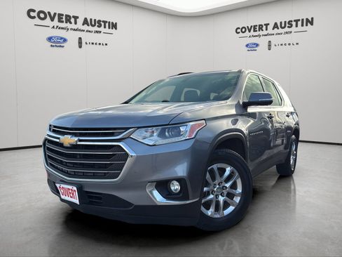 Used 2019 Chevrolet Traverse LT FWD image 1