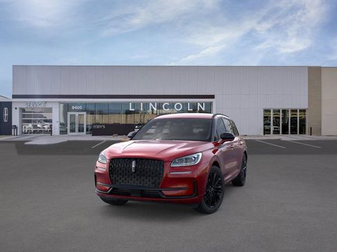 New 2026 Lincoln Corsair Reserve w/ Jet Appearance Package image 2