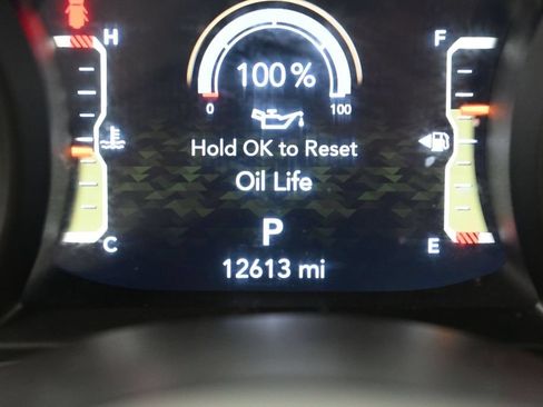 Used 2024 Jeep Wrangler Unlimited Sport AWD/4WD image 17