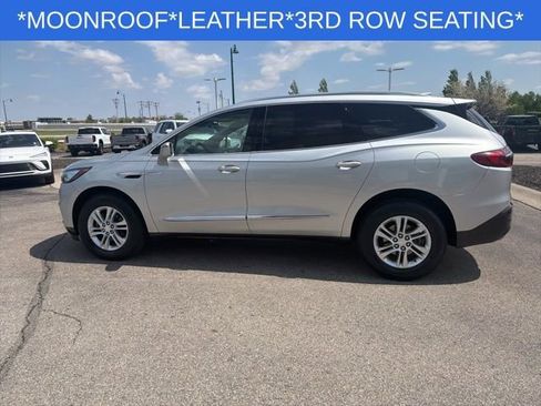 Used 2018 Buick Enclave Essence FWD image 8