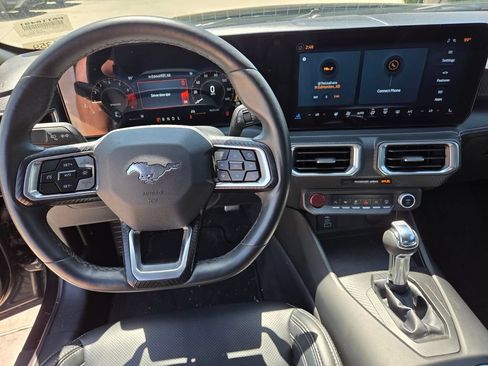 Used 2025 Ford Mustang Premium RWD image 22