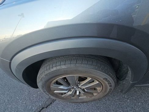 Certified 2024 Nissan Pathfinder SV w/ Lighting Package (N92) image 11