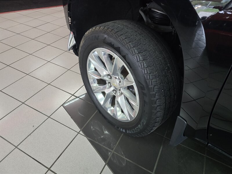 Used 2021 Chevrolet Silverado 1500 LTZ w/ LTZ Premium Package AWD/4WD image 40