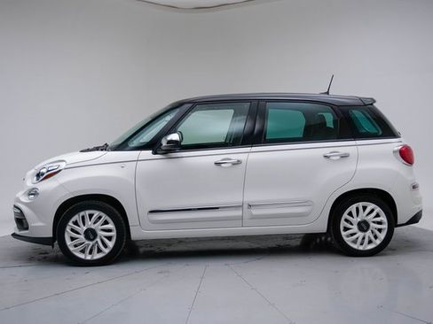 Used 2020 FIAT 500L Lounge image 2