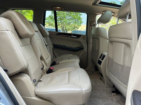 Used 2016 Mercedes-Benz GL 320 BlueTEC 4MATIC image 27