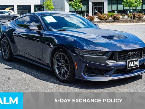 Used 2024 Ford Mustang Dark Horse RWD image 3