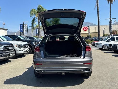 Used 2019 Audi Q8 Premium Plus w/ Premium Plus AWD/4WD image 18
