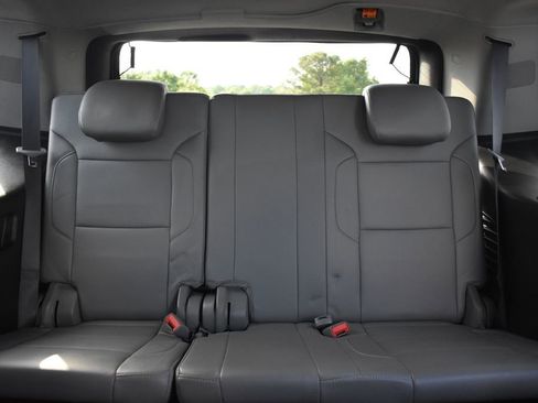 Used 2017 Chevrolet Tahoe LT RWD image 14