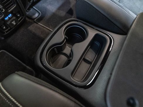 Used 2021 Dodge Durango SRT Hellcat w/ Technology Group AWD/4WD image 35