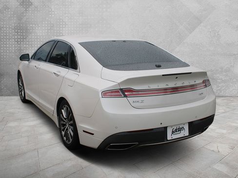 Used 2020 Lincoln MKZ image 6