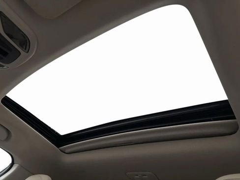 Used 2023 Subaru Outback Limited image 17