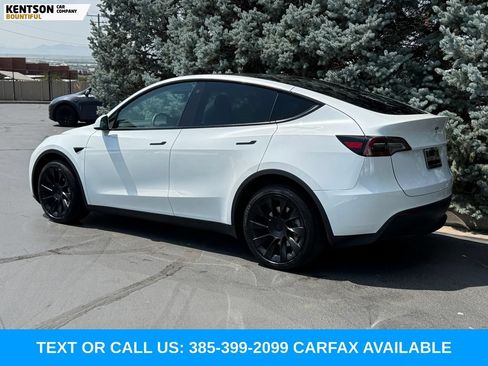 Used 2023 Tesla Model Y Long Range AWD/4WD image 4