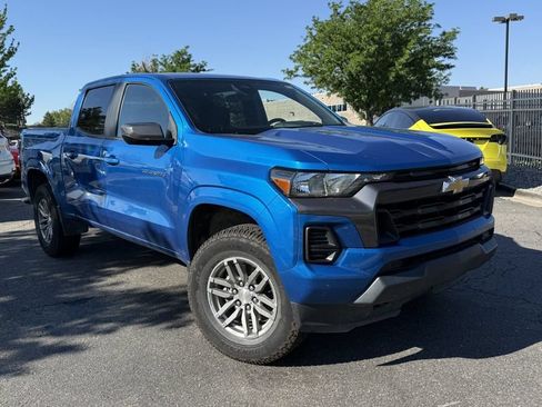 Used 2023 Chevrolet Colorado LT AWD/4WD image 1