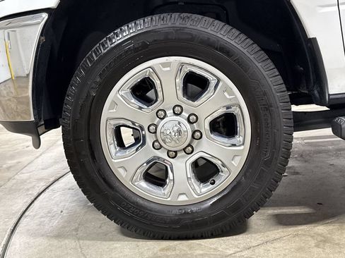 Used 2017 RAM 2500 SLT AWD/4WD image 26