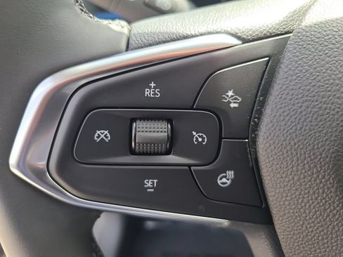 New 2026 Chevrolet Trax LT w/ Midnight Edition FWD image 25