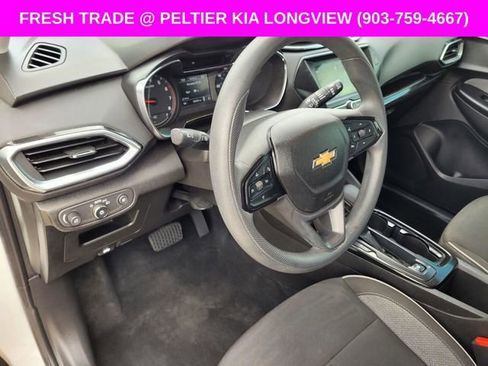 Used 2022 Chevrolet TrailBlazer LT w/ Driver Confidence Package FWD image 15