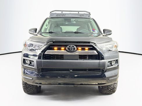 Used 2022 Toyota 4Runner Limited AWD/4WD image 3