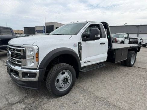 New 2025 Ford F550 4x4 Regular Cab Super Duty image 13