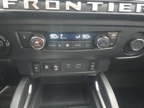 New 2026 Nissan Frontier SV image 22
