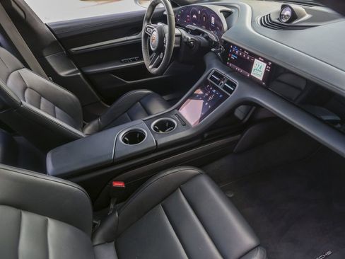 Certified 2023 Porsche Taycan GTS AWD/4WD image 37