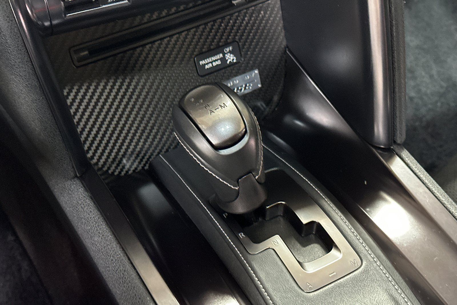Used 2015 Nissan GT-R Premium AWD/4WD image 21