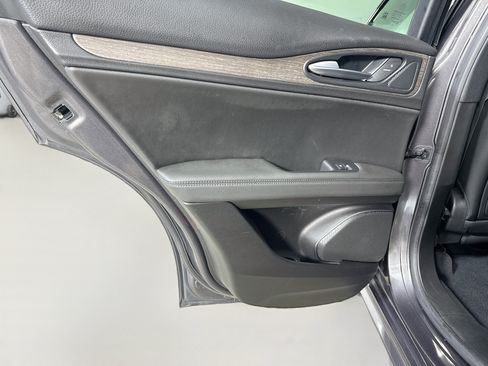 Used 2023 Alfa Romeo Stelvio Ti AWD/4WD image 26