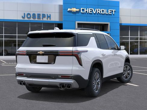New 2026 Chevrolet Traverse LT FWD image 4