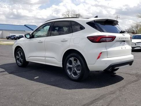 Used 2023 Ford Escape ST-Line w/ Tech Pack #1 AWD/4WD image 8