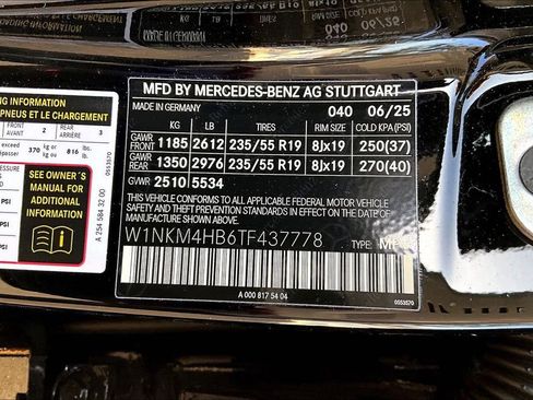 Certified 2026 Mercedes-Benz GLC 300 4MATIC image 35