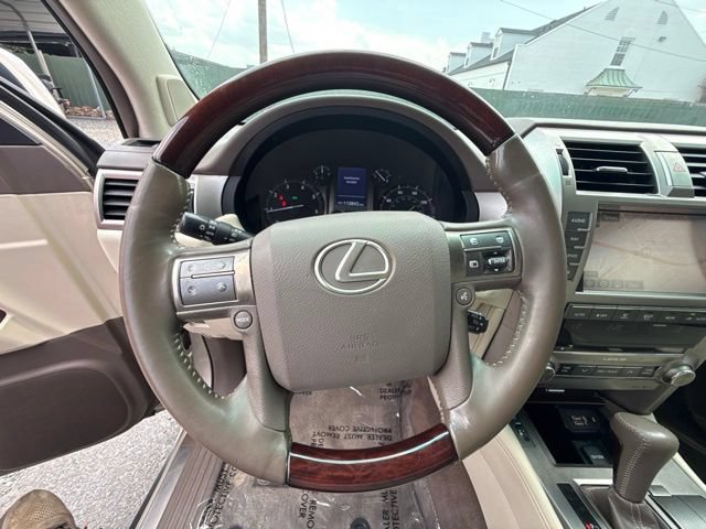 Used 2016 Lexus GX 460 w/ Premium Package AWD/4WD image 8
