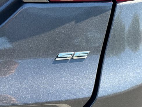 Used 2015 Ford Fusion SE FWD image 13
